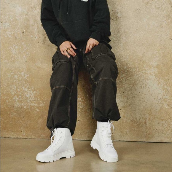 Dr. Martens Combs Poly Casual Boots